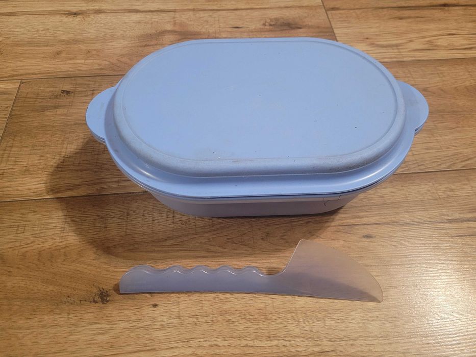Zestaw starych naczyń Tupperware