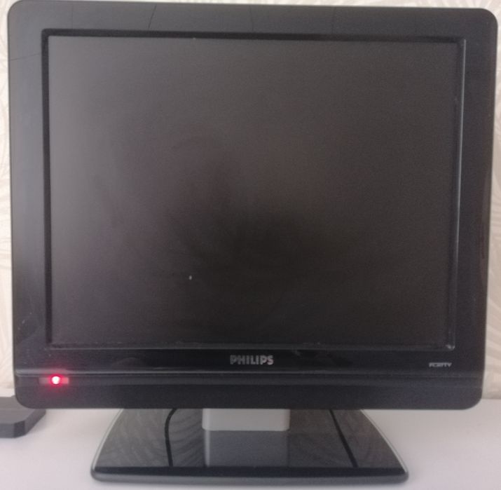 Продам Philips 20pfl5522d/12 +т2тюнер+антена