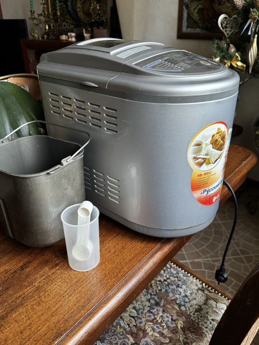 Хлібопічка LG з поваром