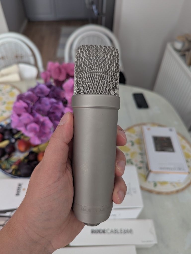 Rode NT1-A oraz Behringer MIC500USB jak nowe.
