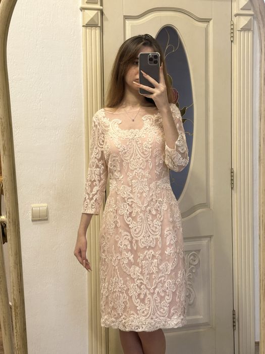 Святкові сукні  s-m