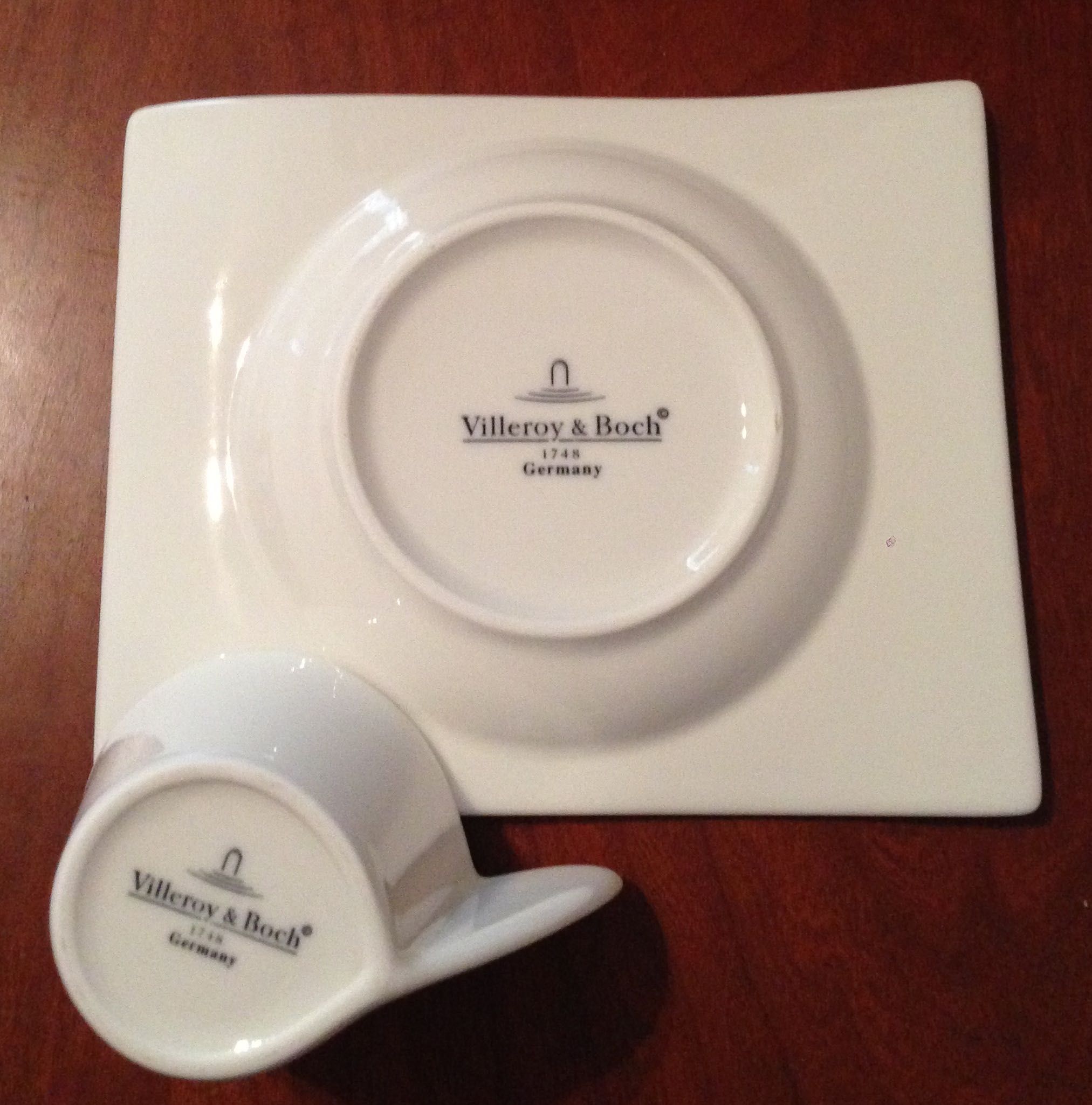 Chávenas de café Villeroy e Boch e mestre Júlio Resende