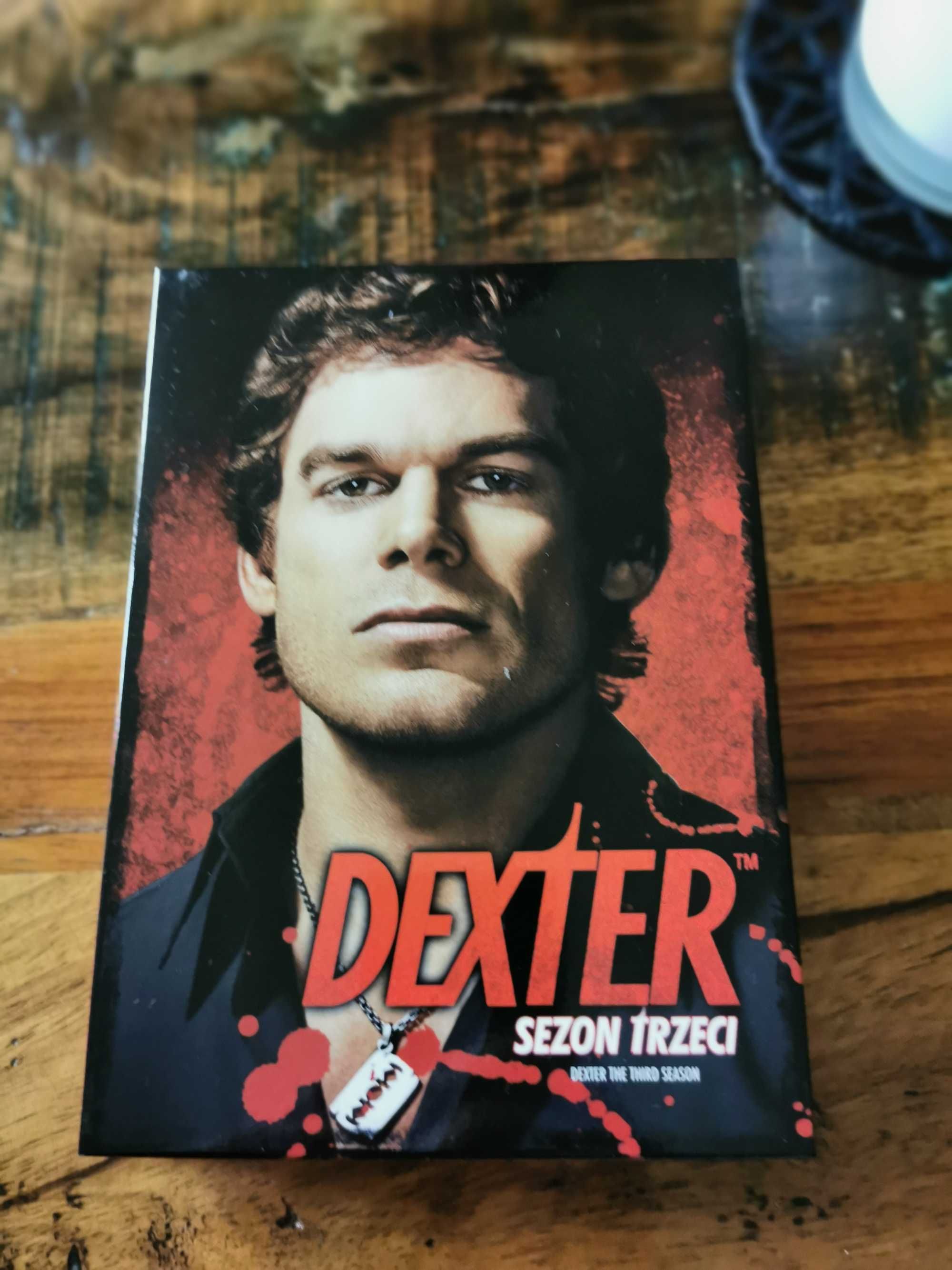 DEXTER - Sezon 3 (DVD)