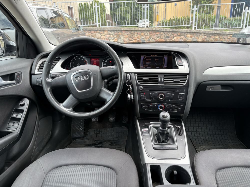 Audi a4 b8 1.8 tsi hak mocno doinwestowana