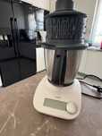 Thermomix Friend z naczyniem i koszyczkiem