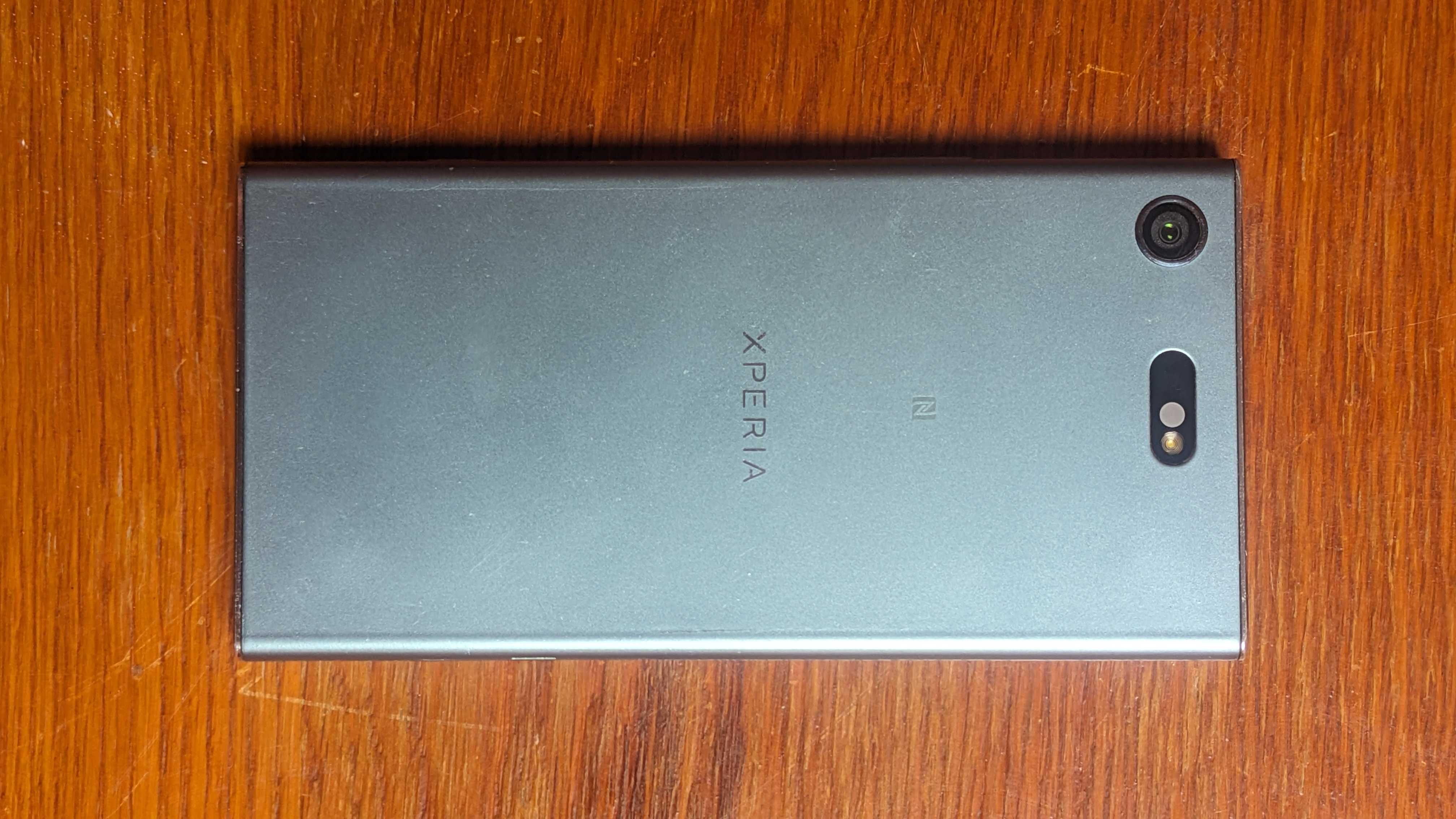 SONY XZ1 compact