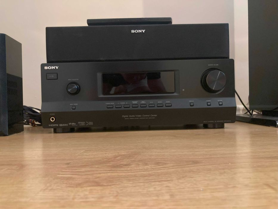 Amplituner SONY STR-DH510 głośnikami i subworferem SS-SR5