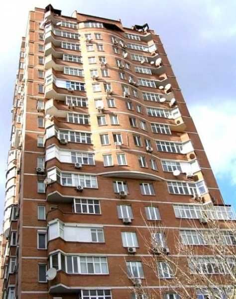 Центр. Продам 3к, 150м2  + паркинг. Дмитриевская,13-а