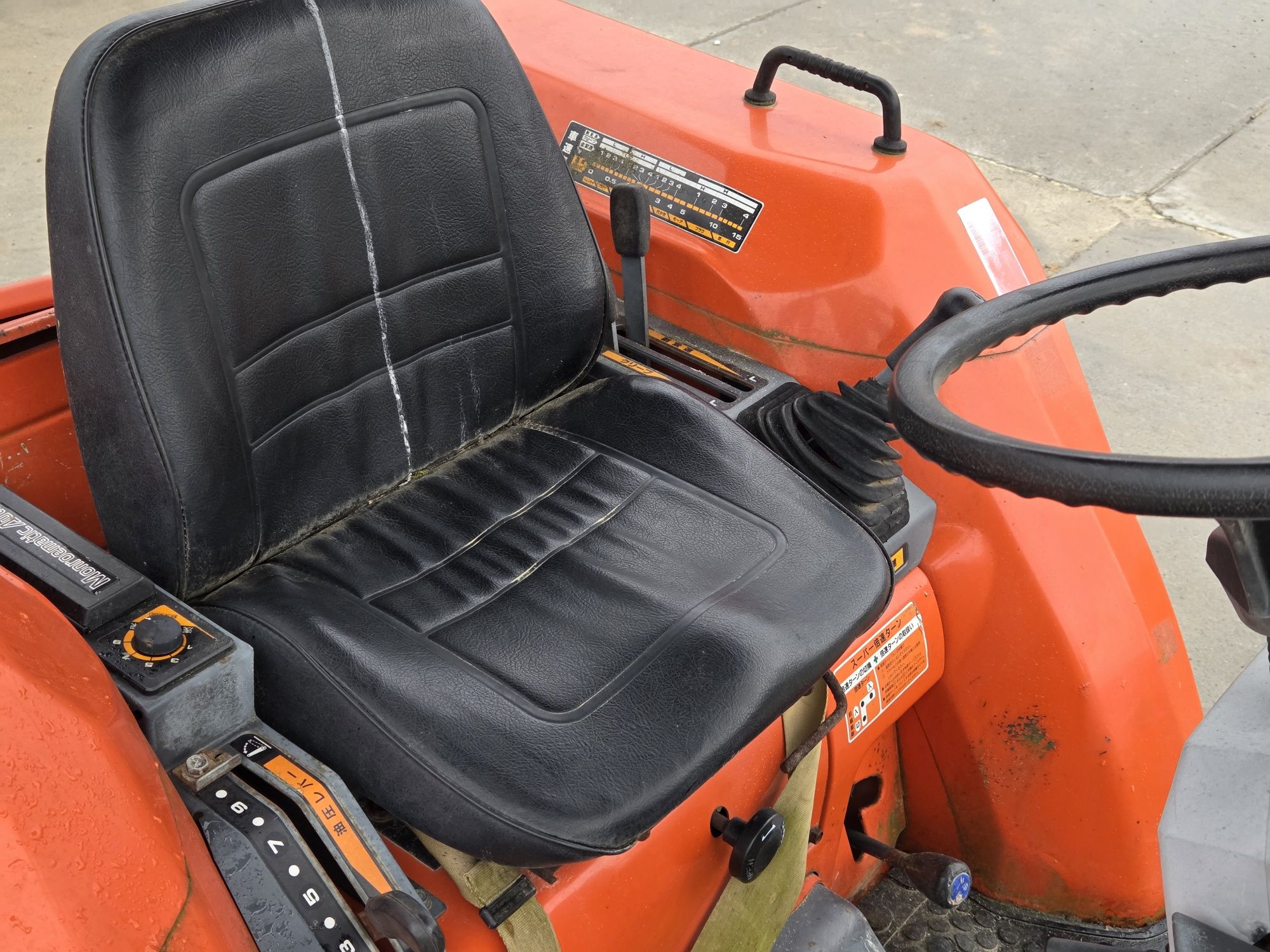 Traktorek japoński Kubota GL19 z kosiarką bijakowa 4x4 rewers