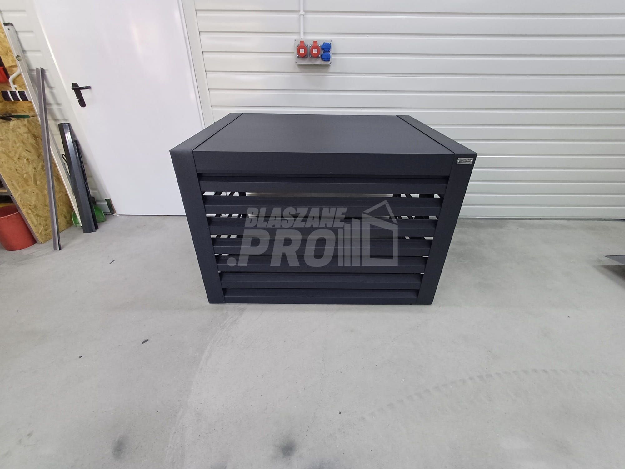 Osłona pompy ciepła 100x60x70 cm antracyt Zabudowa GP504