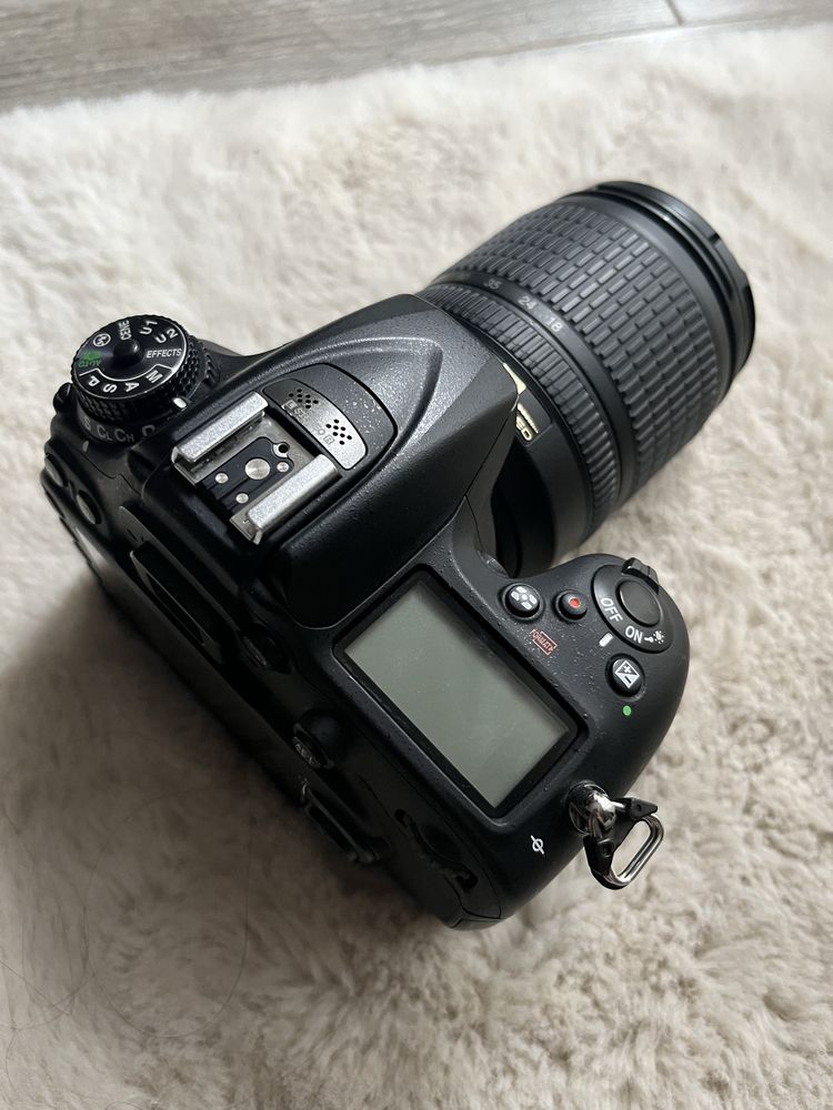 Nikon aparat lustrzanka body D7200 + nikkor 18-105 f/3.5-5.6
