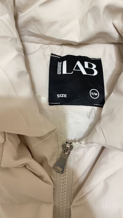 Продам теплый ,синтепоновый жилет.Answer lab