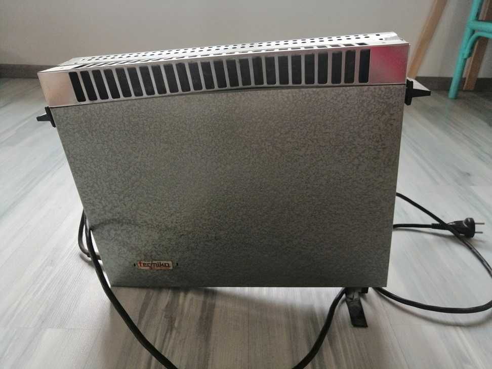 Grzejnik elektryczny farelka TERMIKA typ 0P101. Retro PRL, vintage.