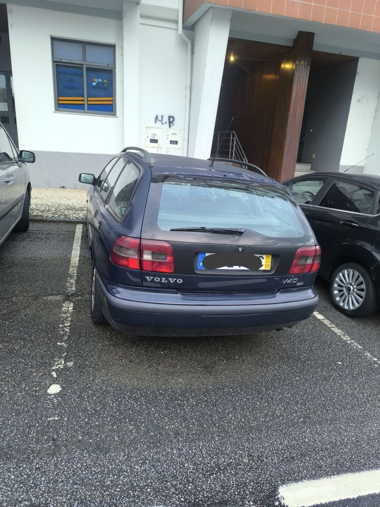 Volvo V40 1.9D ano 2000