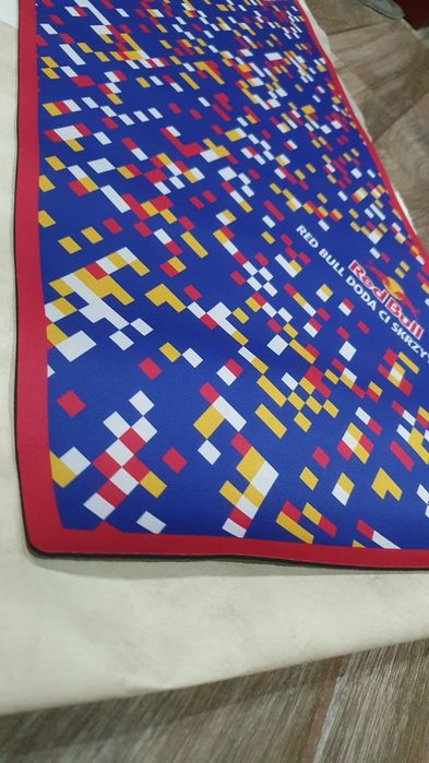 Podkładka do komputera pod myszkę lub klawiaturę Red Bull