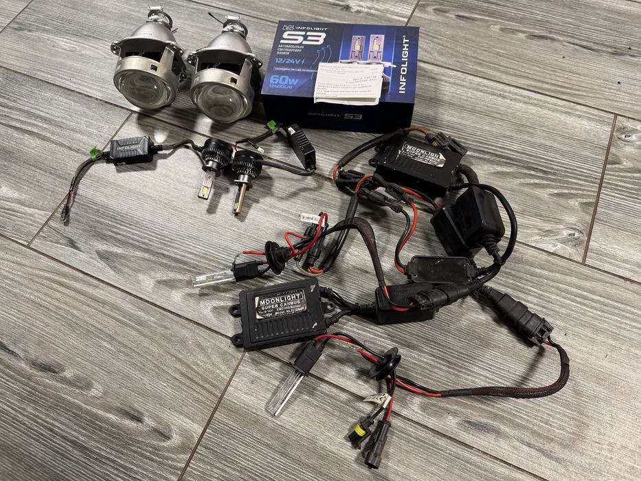 Лінзи MOONLIGHT 3” H1 лампи LED INFOLIGHT S3 H1 60W комплект ксенону