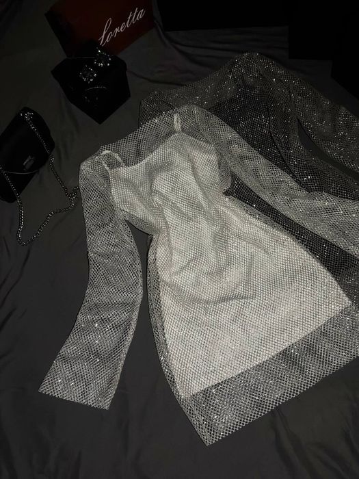 Святкова сукня жіноча