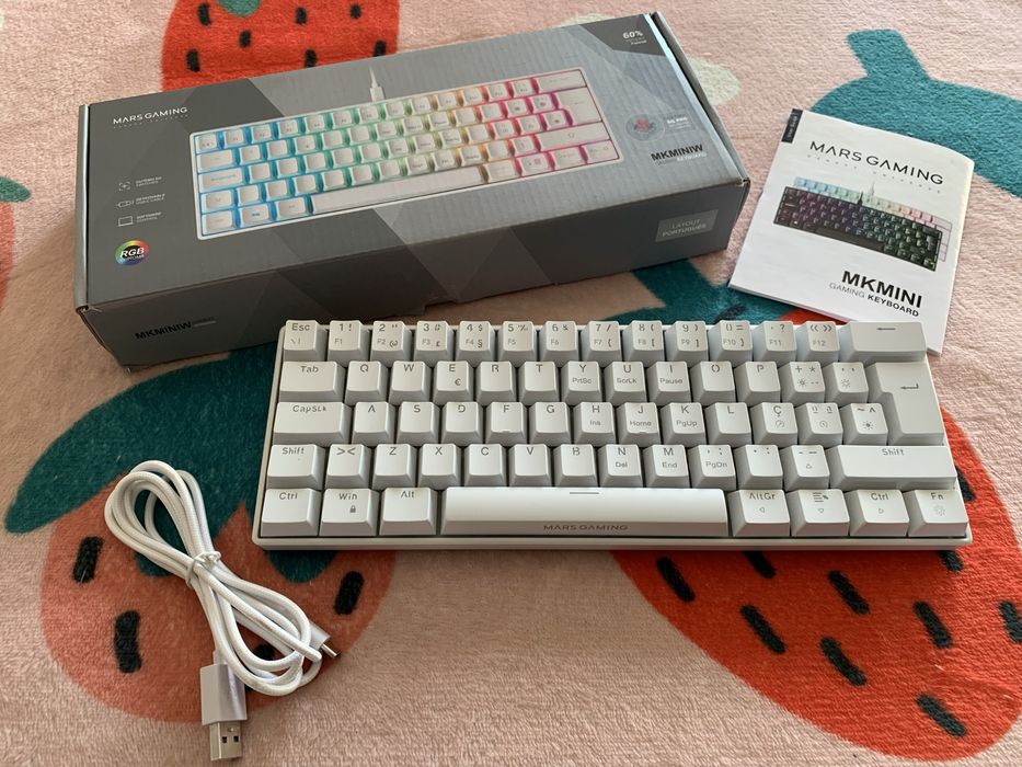 Mars Gaming 60% compacto RGB teclado mecânico (switch azul)