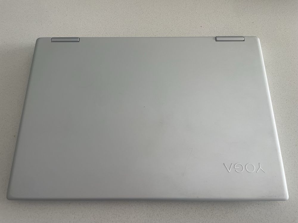 Lenovo YOGA 720