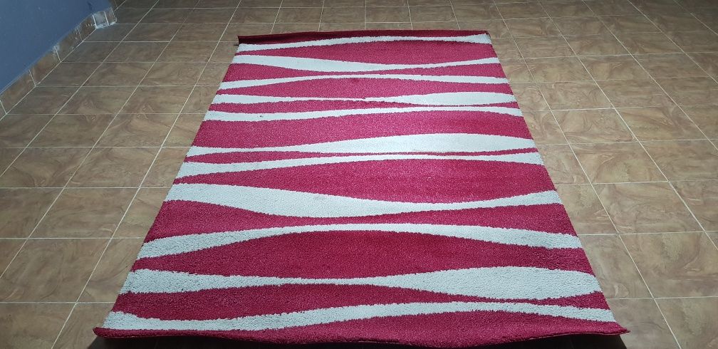 Carpetes de Sala Pelo curto (2)| 1 Vermelha escura | Vermelha e Branca