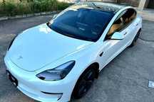 Продам Tesla Model 3 2023 года