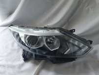 Lampa prawa Nissan qashqai II j11