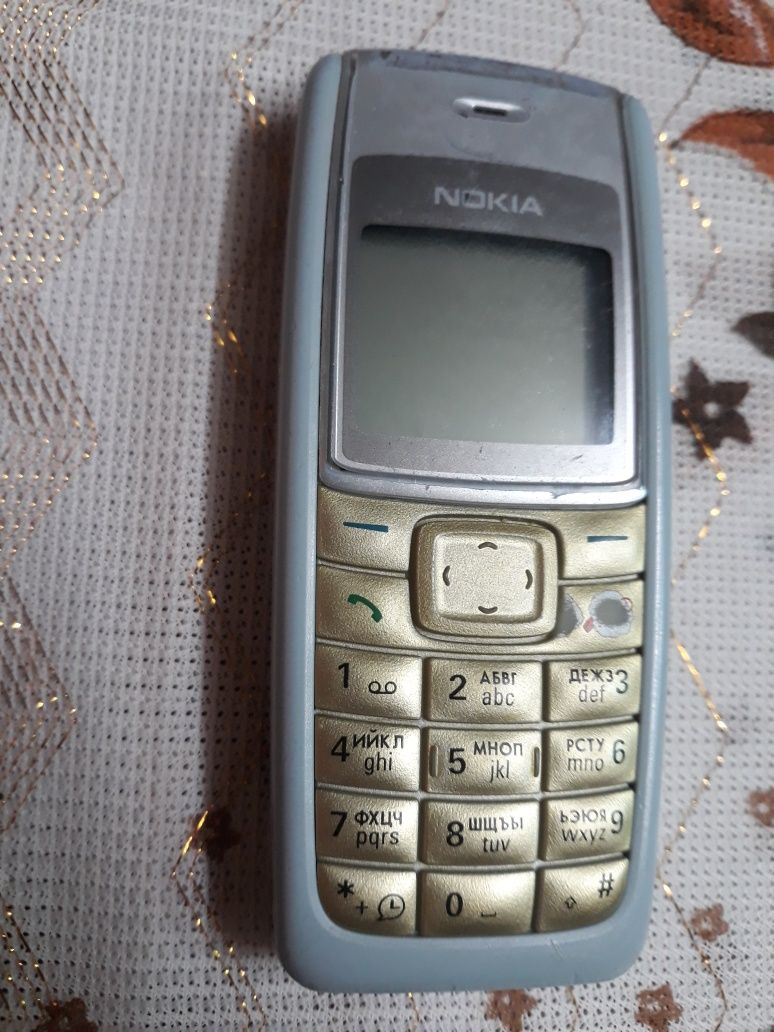 Nokia 1112 зарядкой