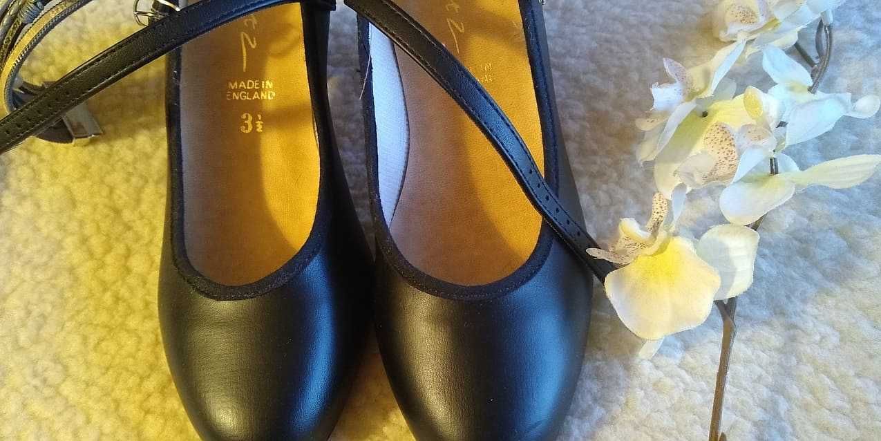 Buty do tańca, lakierki
