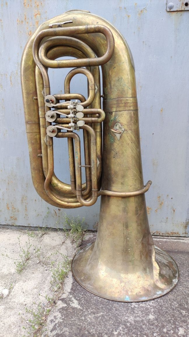 Большая Труба Туба