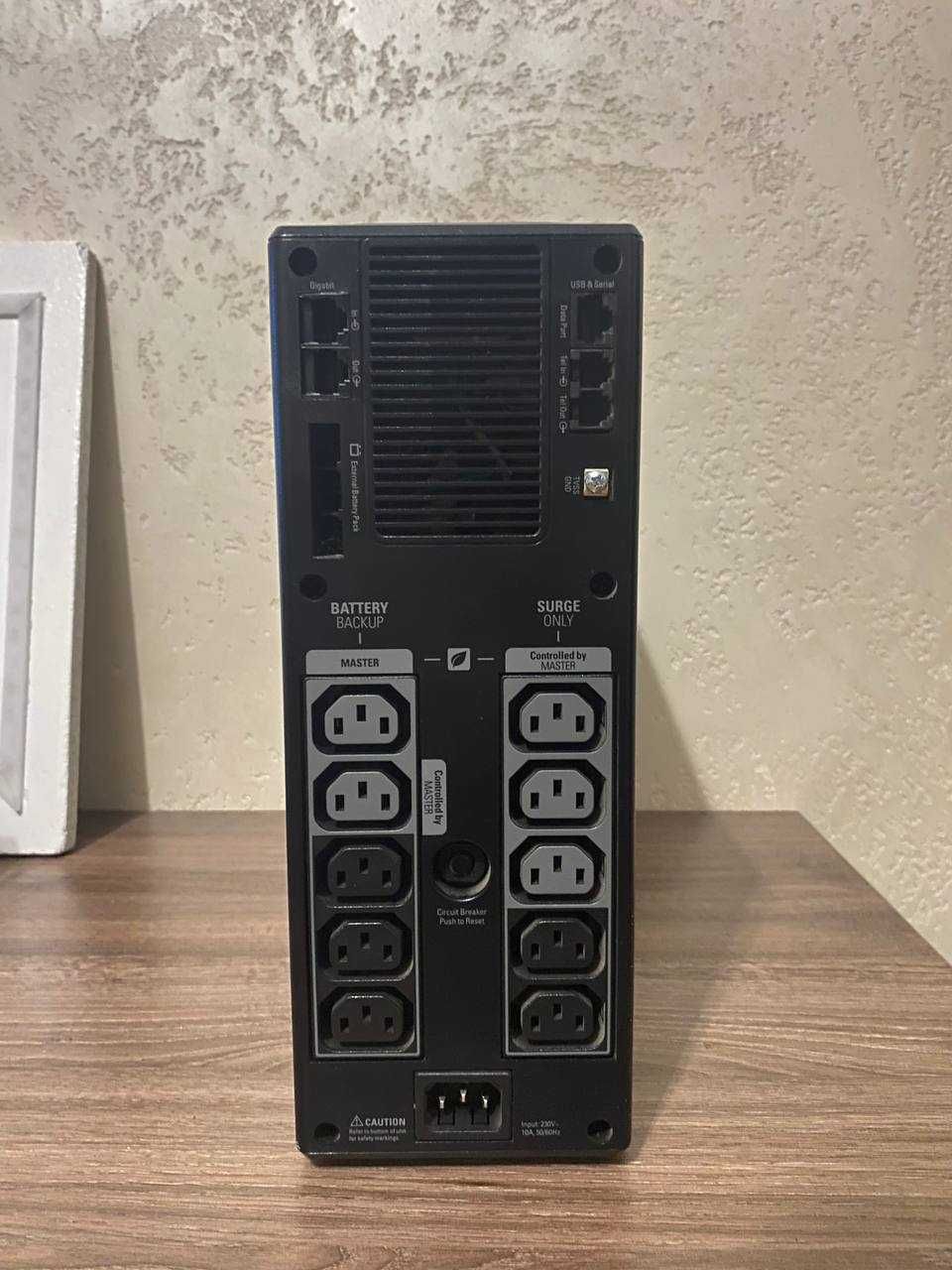 Безперебійник APC Black-UPS Pro 1500