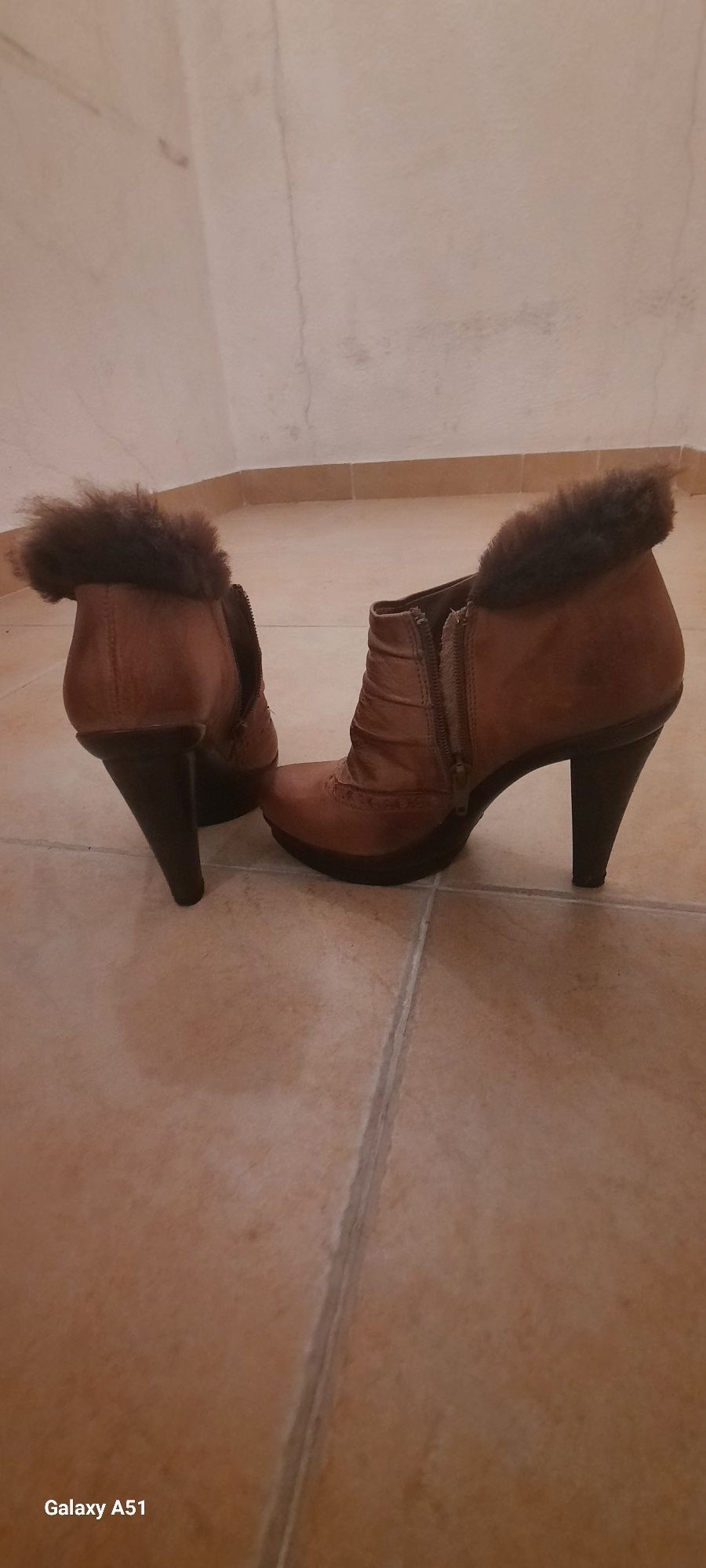 Botas de salto alto