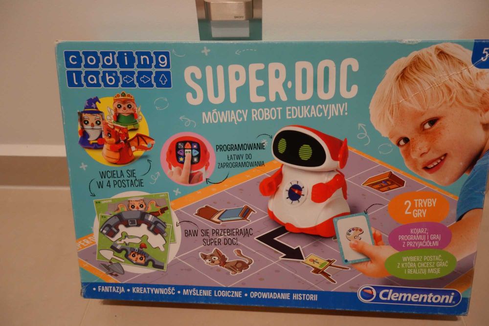 Robot edukacyjny clementoni Super doc 5+ programowanie