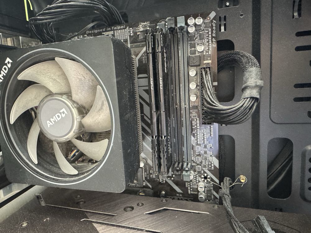 Komputer Stacjonarny Ryzen 7 2700X 32GB 1TB SSD RTX 2070 zasilacz 600W