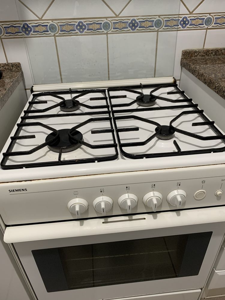 Forno e fogão Siemens