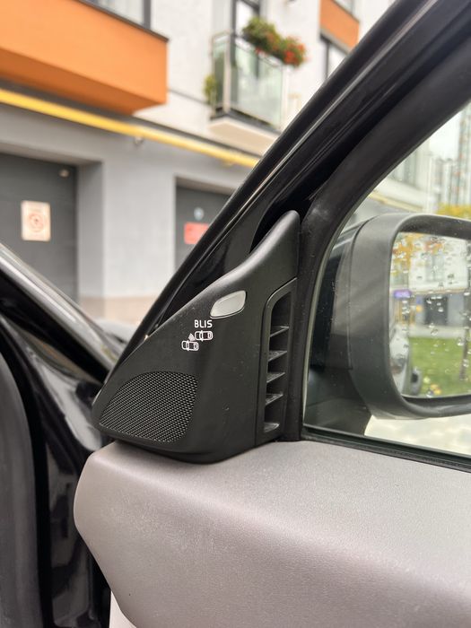 Volvo S40 седан авто