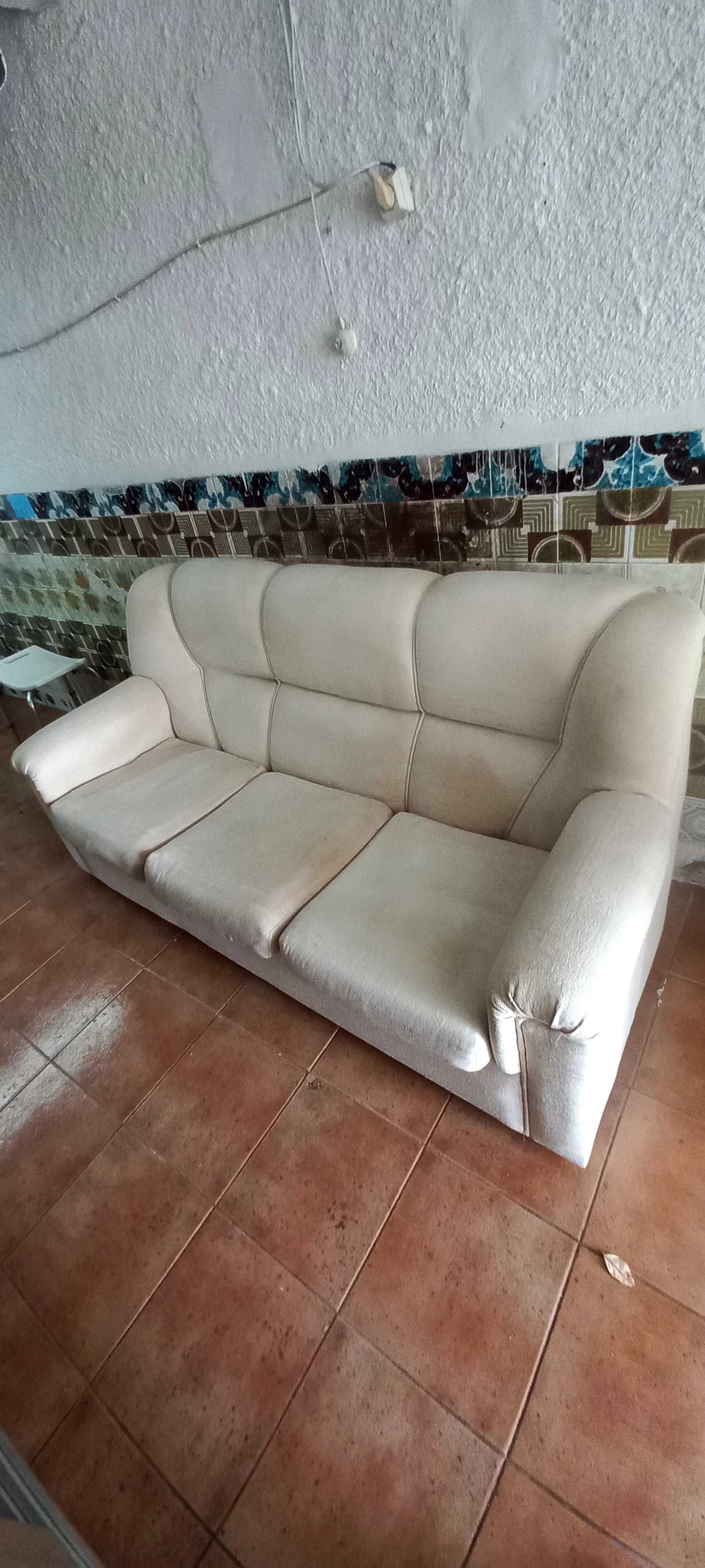 Sofá usado para venda