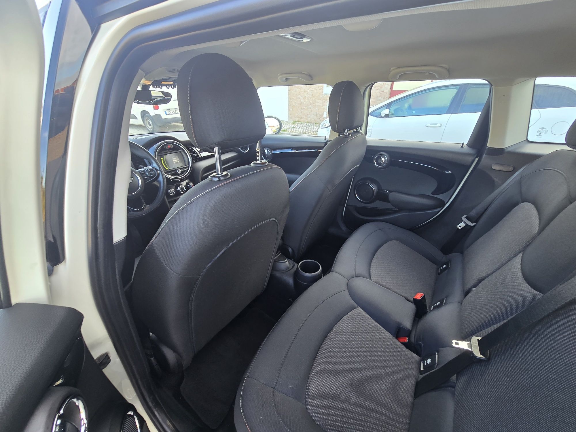 Mini One 1.5 Diesel 5 portas