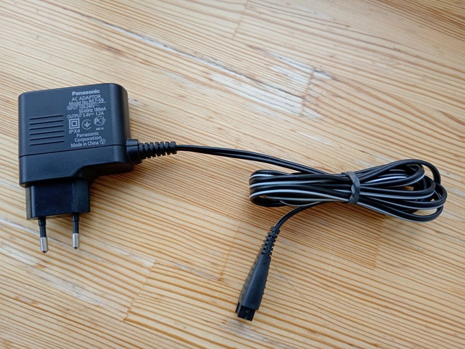 Мережевий адаптер до електробритви Panasonic WESLV95K7674 (RE7-59)