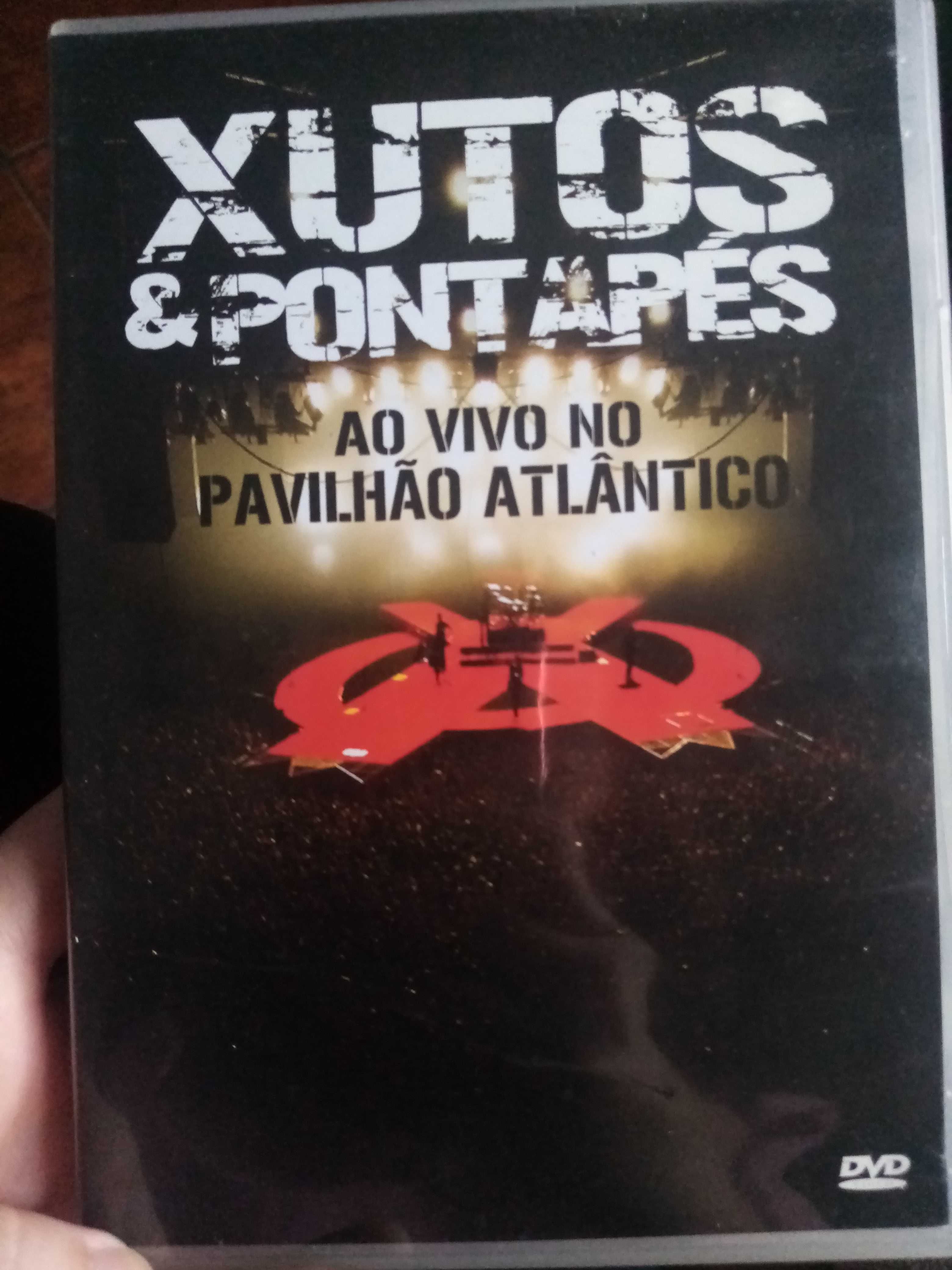 Vários tipos de dvd's de filmes 2