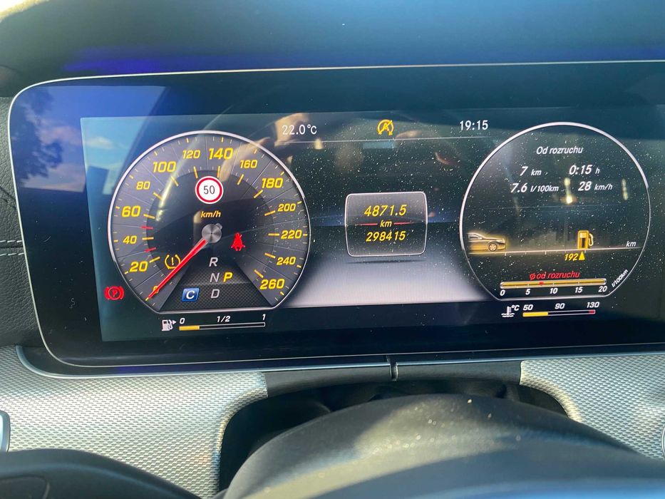 Mercedes E klasa w 213 pakiet AMG 4 matic