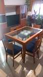 Mesa com tampo de vidro extensivel