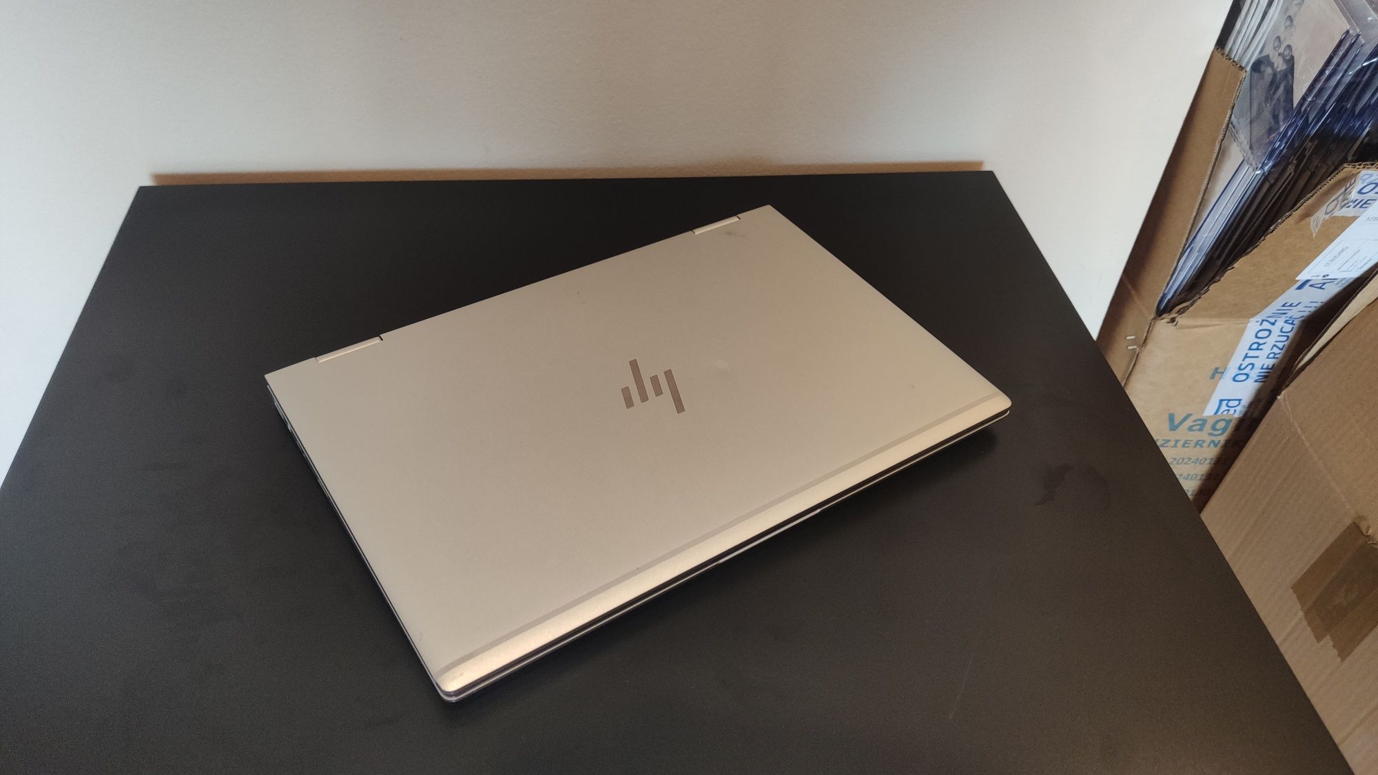 HP Elitebook 1030 G3 dotyk I5, 16GB ram, SSD laptop tablet