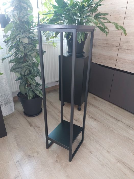 Kwietnik, stojak na kwiaty. Styl loft