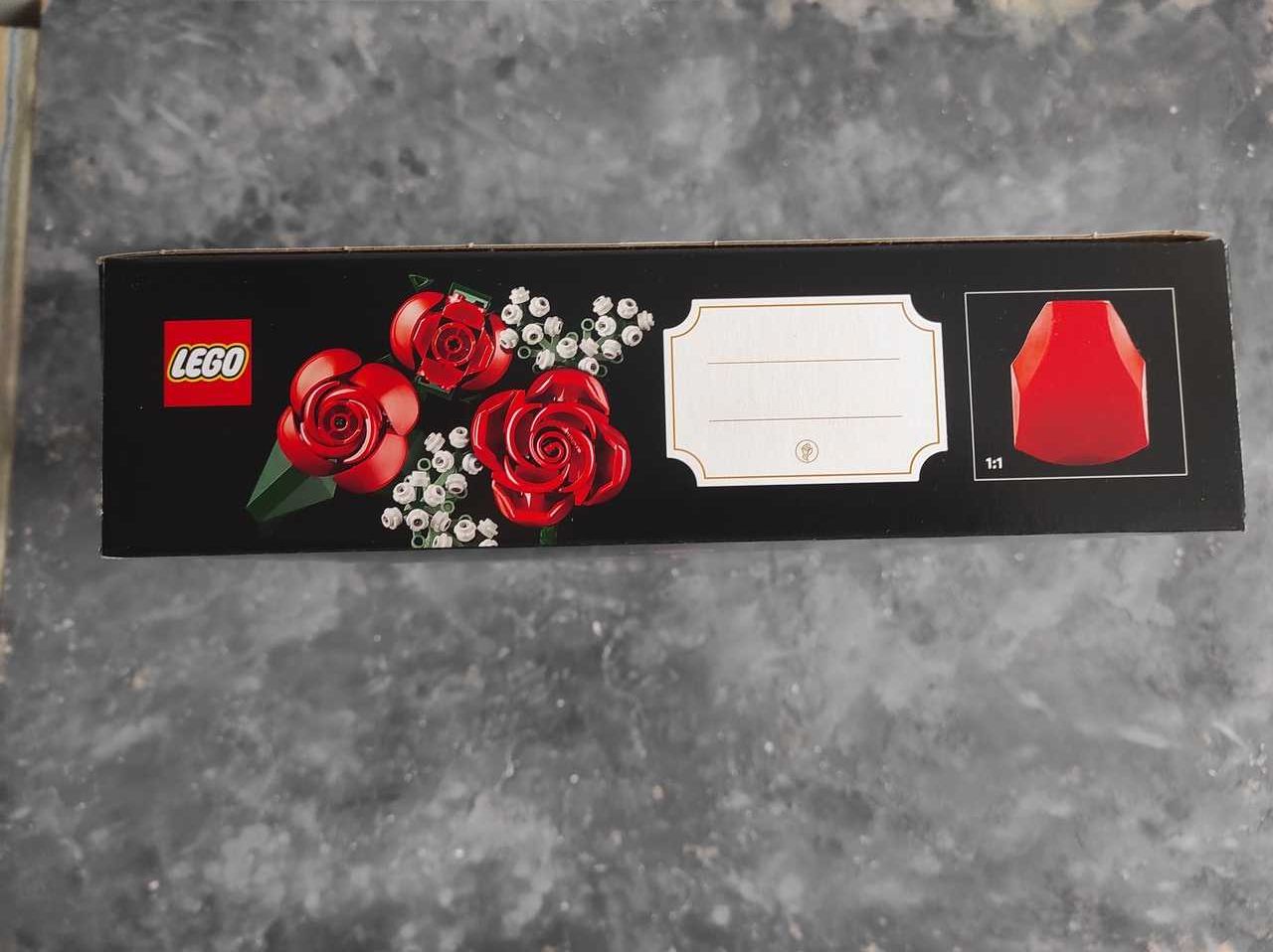LEGO Bukiet Róż 10328 w pudełku prezentowym z kartką walentynkową