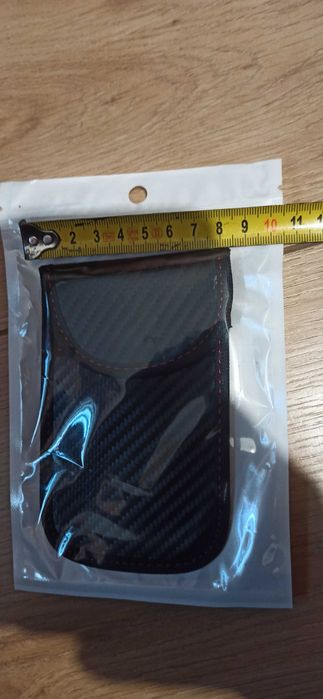 Etui pokrowiec KLATKA FARADAYA NAkluczyk KEYLESS ochrona przed WALIZKĄ