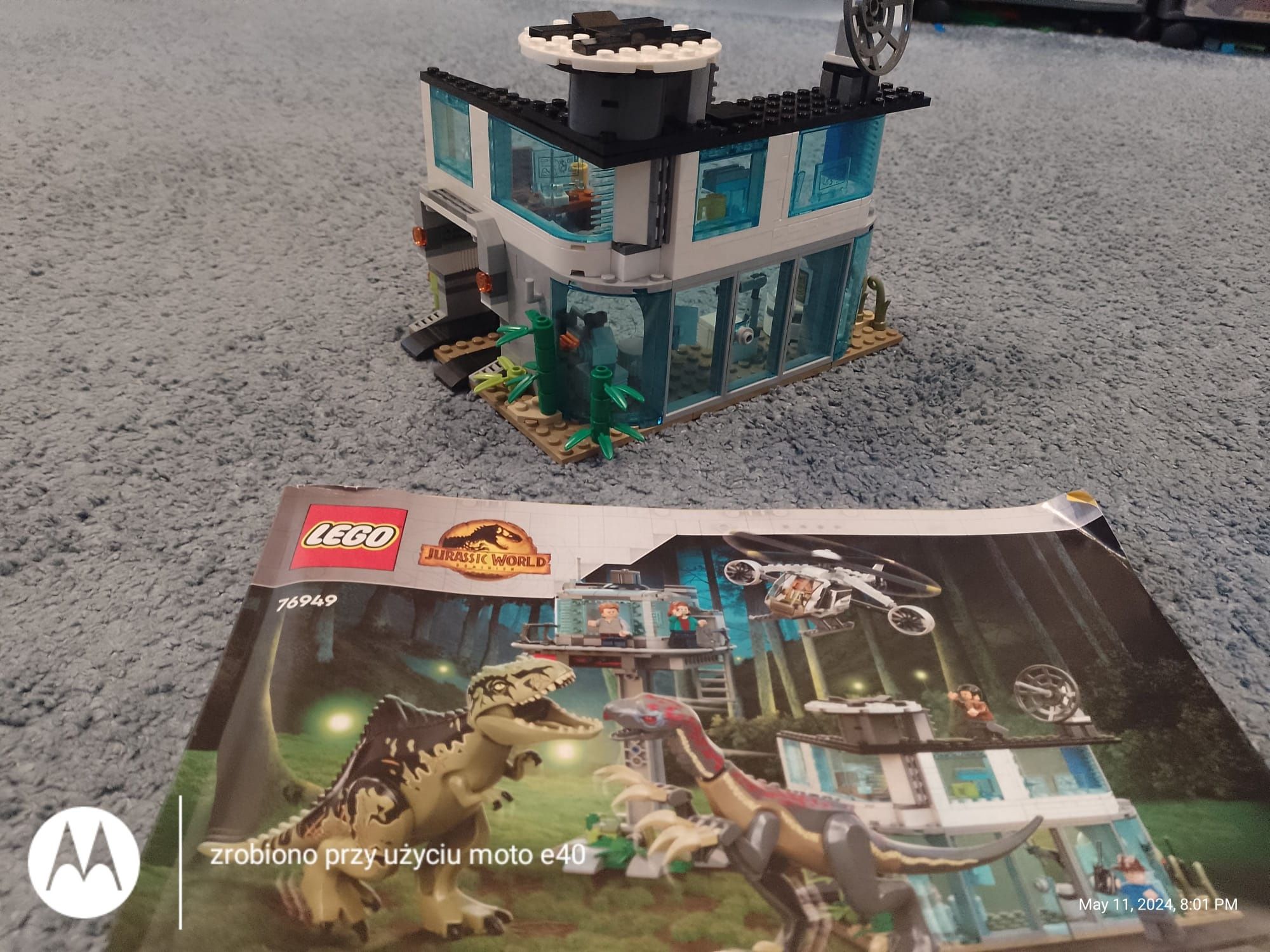 LEGO 76949 Jurassic World Atak giganotozaura i terizinozaura