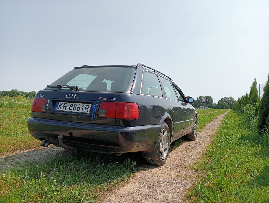 Audi A6 C4 2.5 TDI 140km 1997 rok 6 Biegów Jasna Skóra Szyberdach Hak