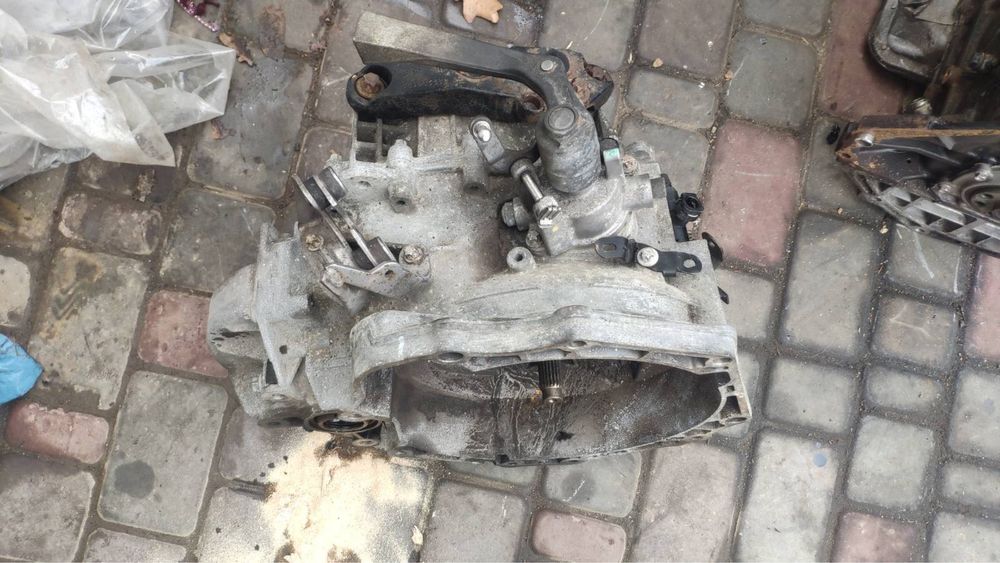 МКПП 6-ступка.Opel Astra H zafira B 1.7-1.9cdti