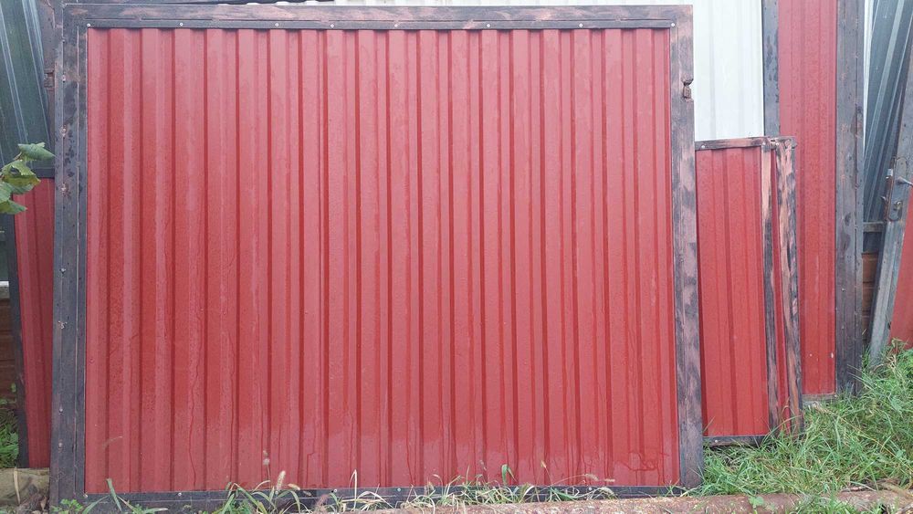 Ворота зварні з профнастилом+ 7 пройомів.Ворота- 1,6×2 м.хвіртка1.6×95