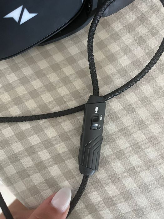 Auscultadores gaming com fio Play Contact 4.7 RGB